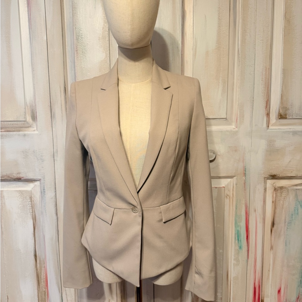 Tahari Beige Blazer - Picture 1 of 9
